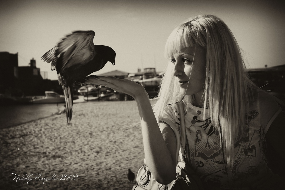 Покорительница голубей.