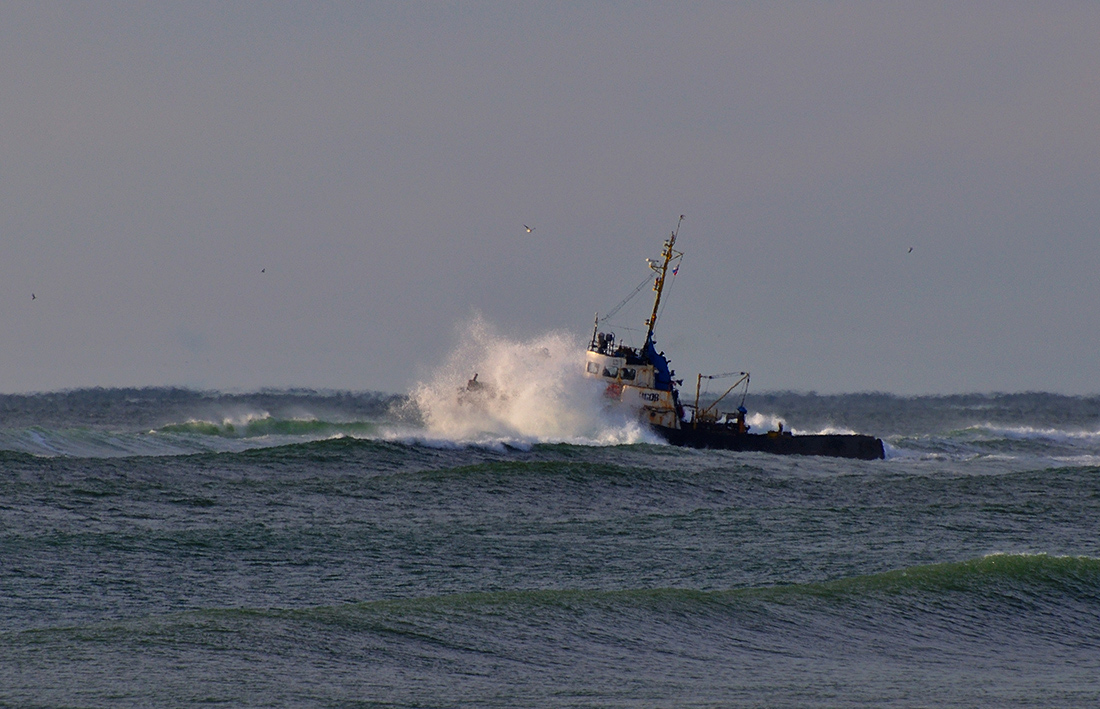 Буксирчик...