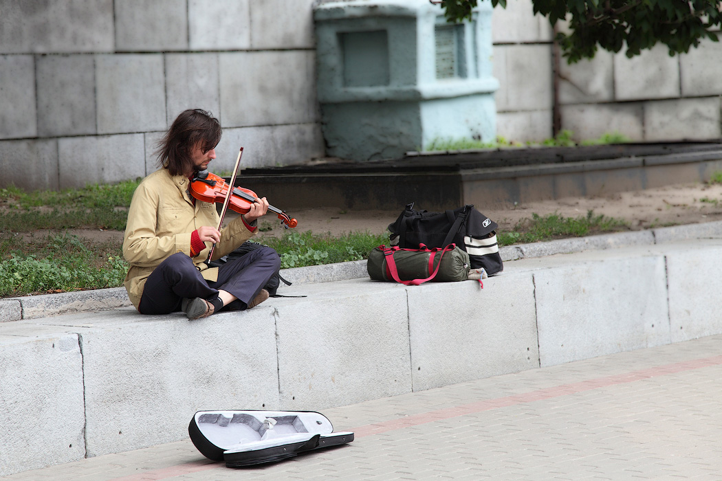 Полонез Огинского (уличная зарисовка)