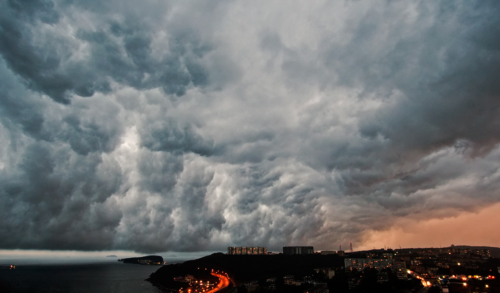 Смеркалось