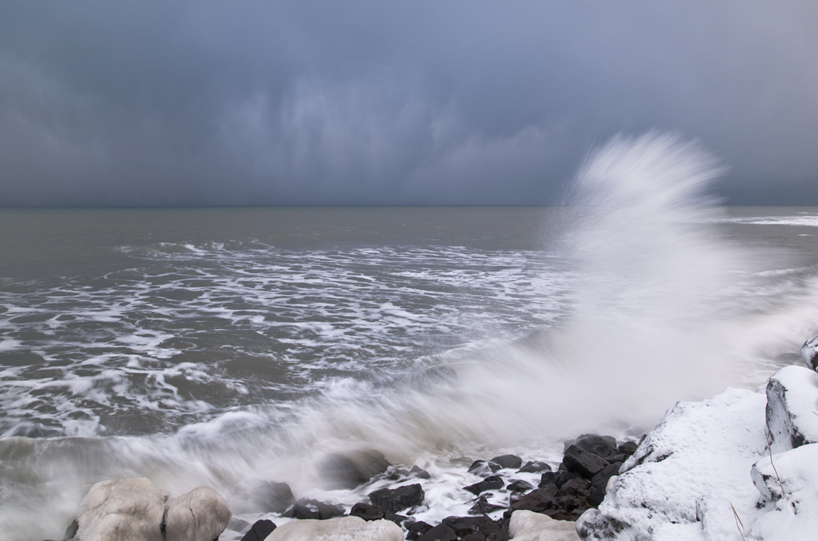 Рисуя волнами на небе