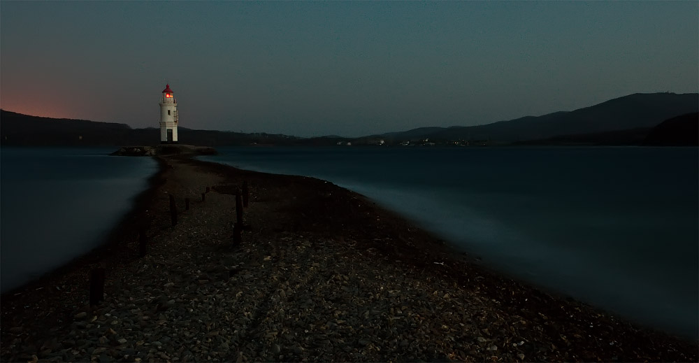 Маяк. Опять маяк!