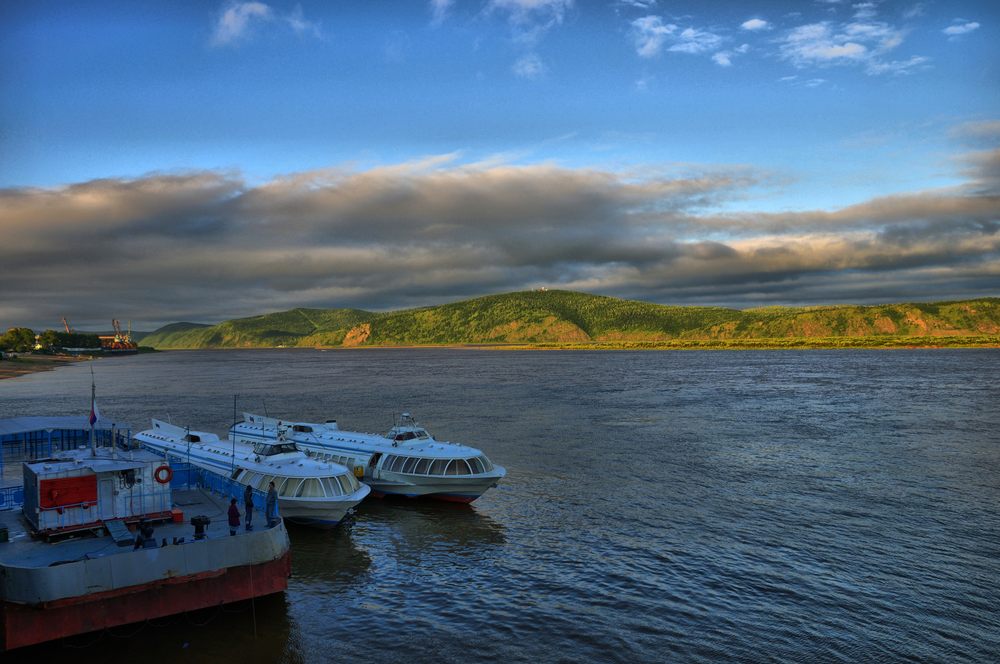 На реке Амур