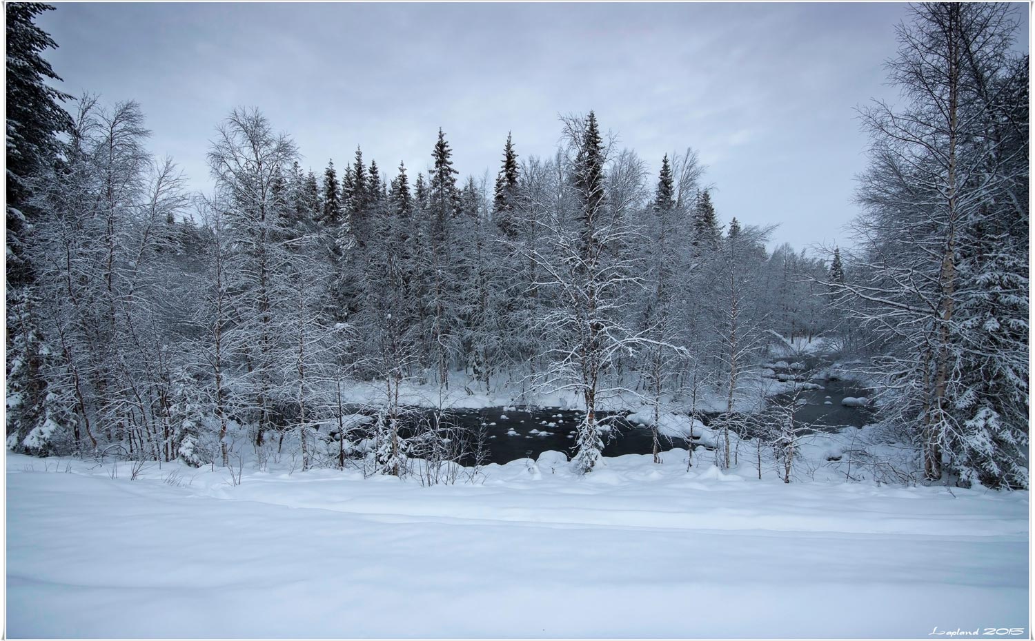 Речка вьётся