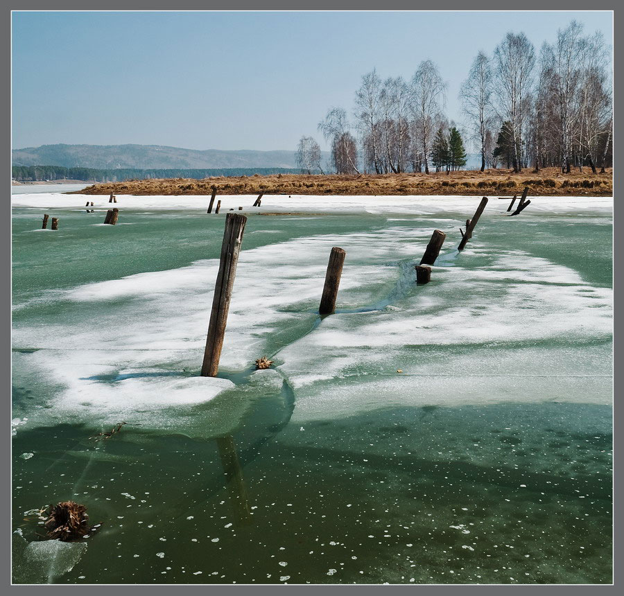 На тонком льду