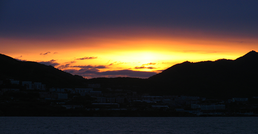 Занималась заря