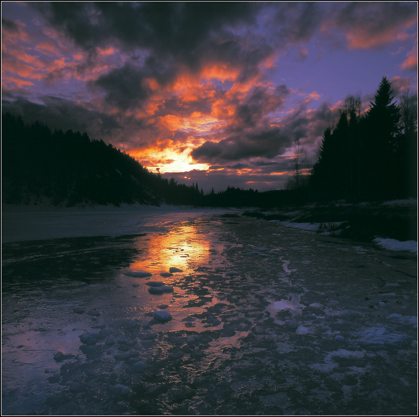 Как просыпалась река