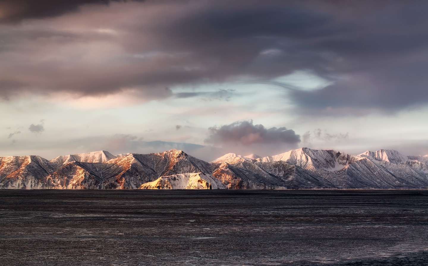 скалы Берингова моря