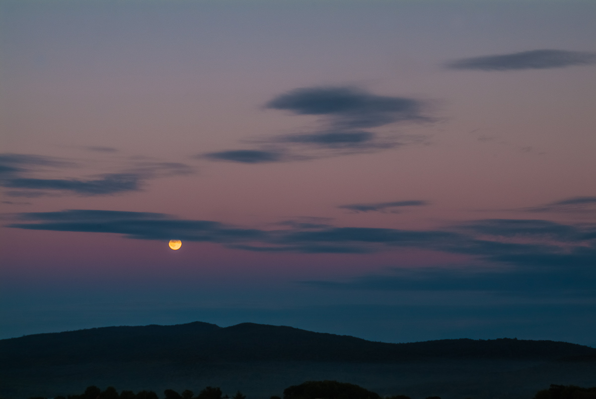 Восход "Голубой луны"