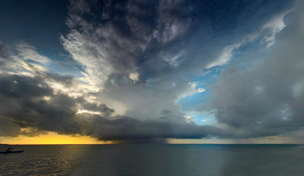 где-то гроза ...