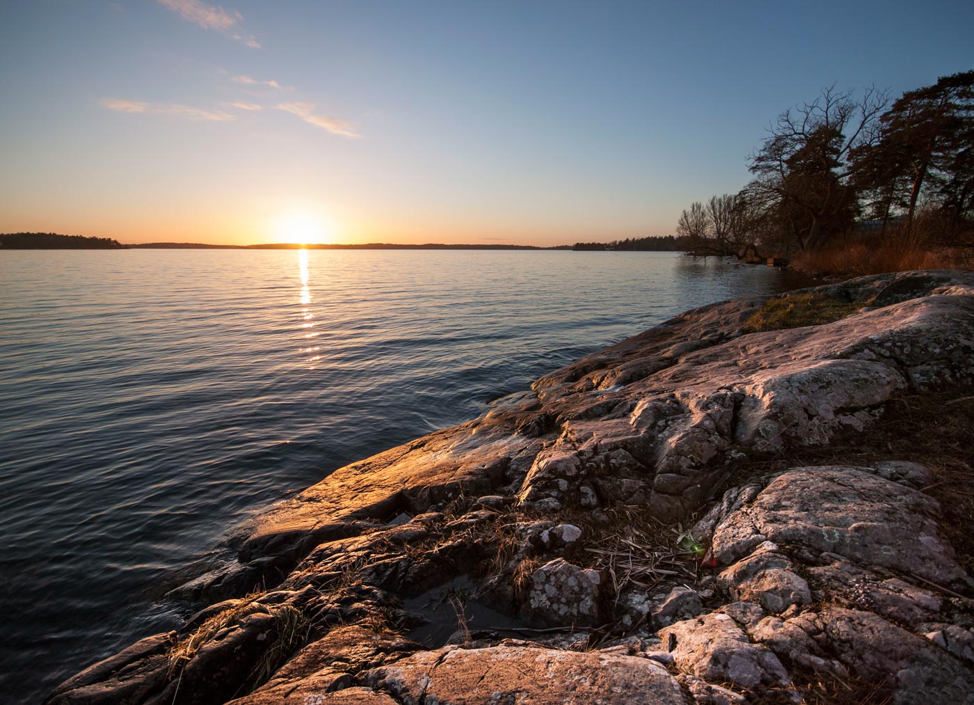 Каменный берег