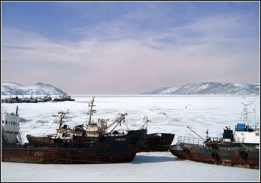 Корабли постоят...