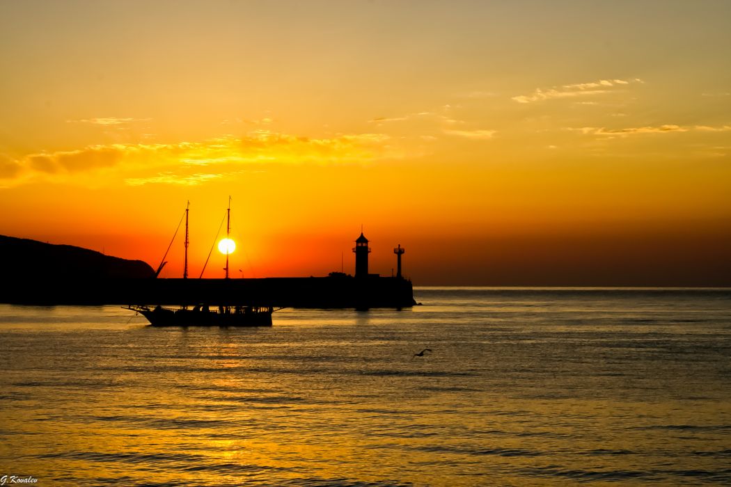 Пронзенное мачтой...