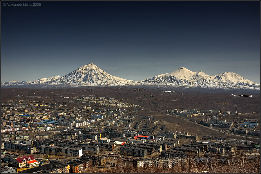 Над городом
