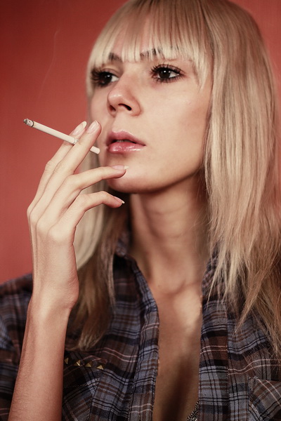 Мин здрав предупреждает курение вредит вашему здоровью!