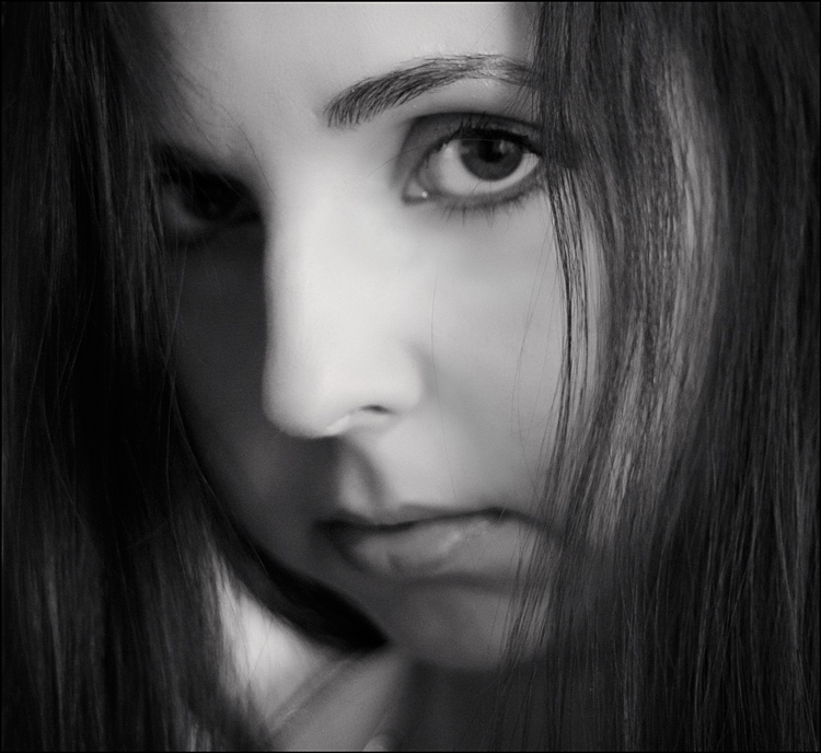 И целого мира мало ...