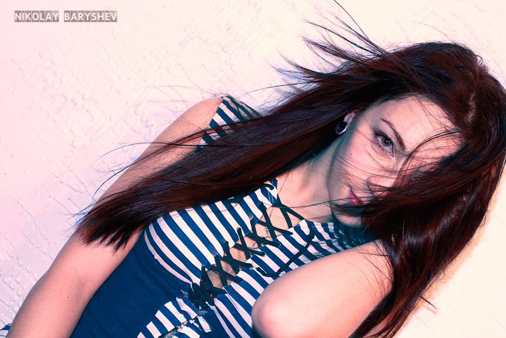 Ветеp лучше слушай, он такой крутой. :-))