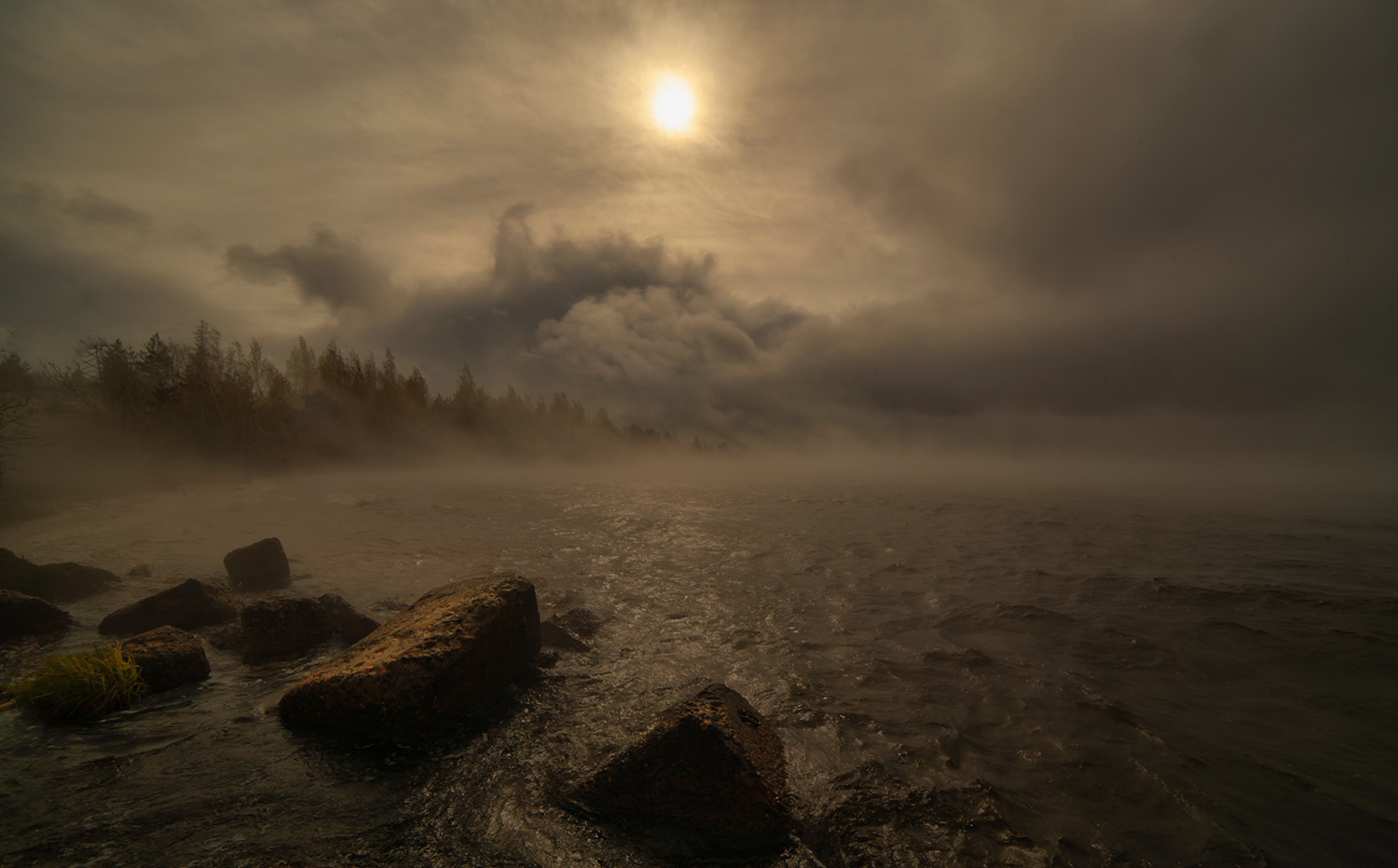 ...буря мглою небо кроет