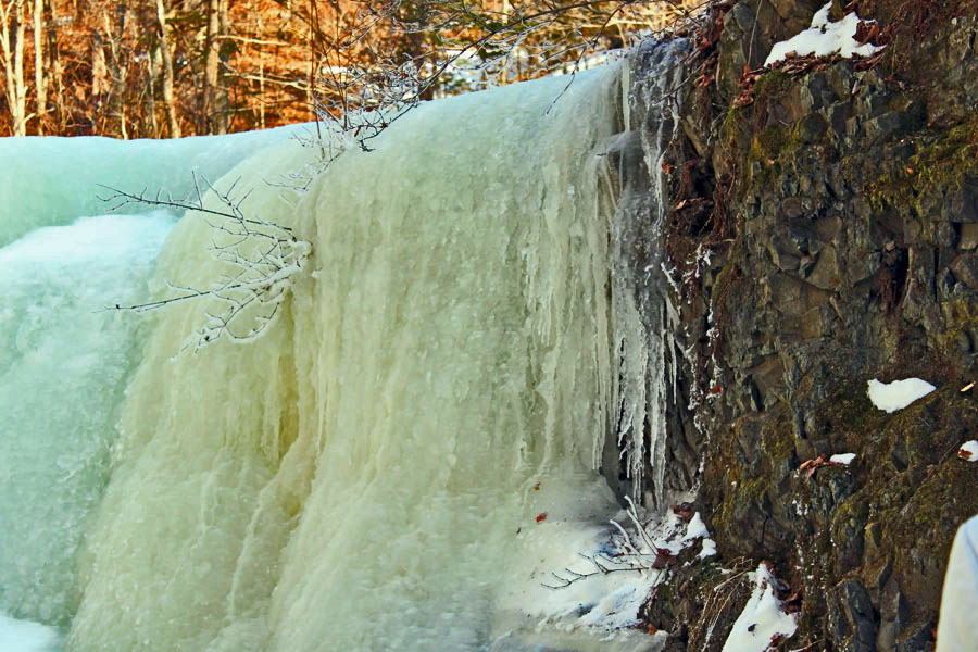 красивый лёд....