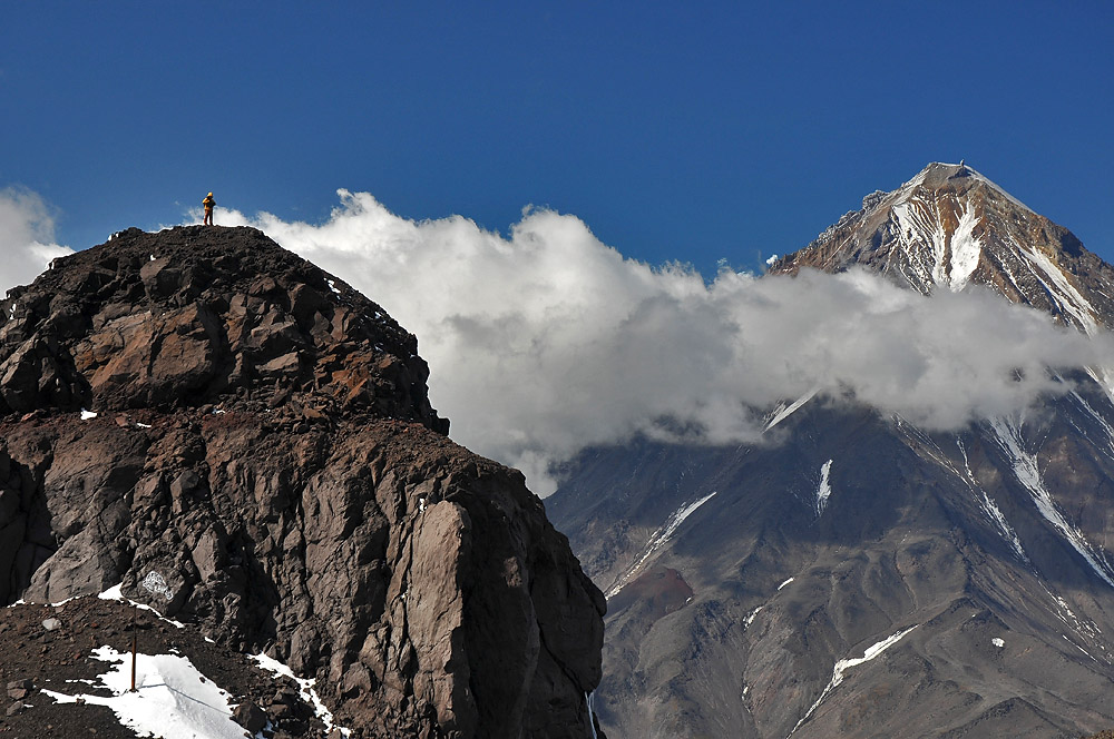 Наедине с вулканом