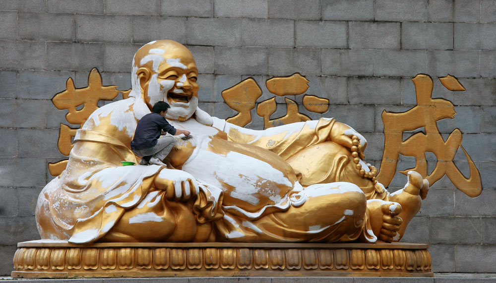 Будда, который боится щикотки