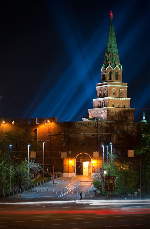 парадный въезд...