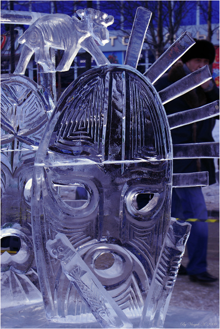 Маска бога солнца