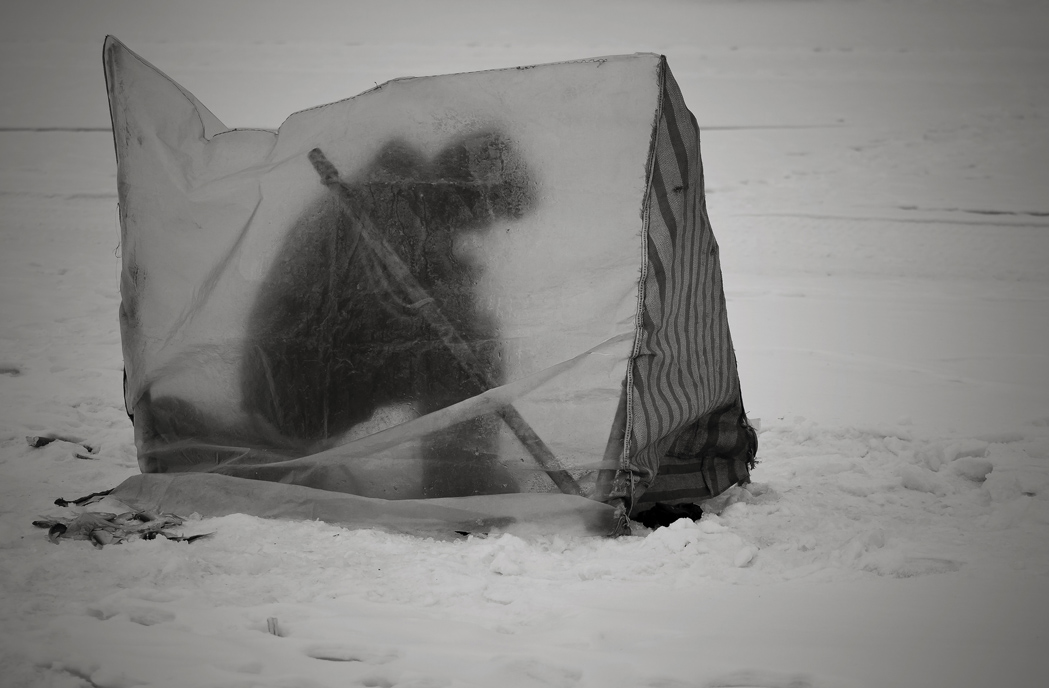 В позе младенца