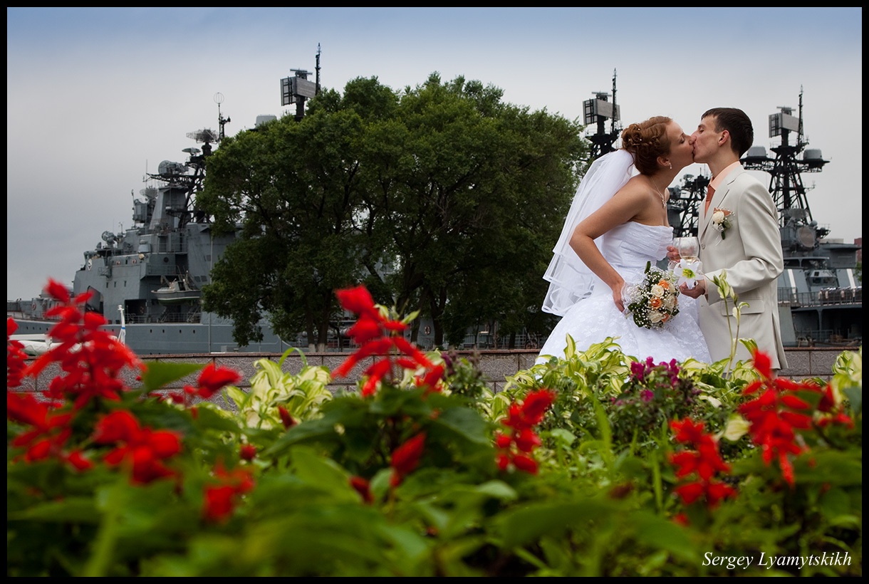 Поцелуй на корабельной набережной