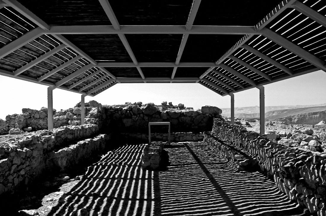 Лезвия света и теней