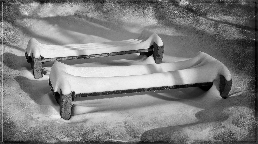 Зимняя, домоседская...