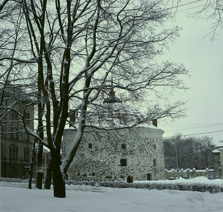 Круглая башня