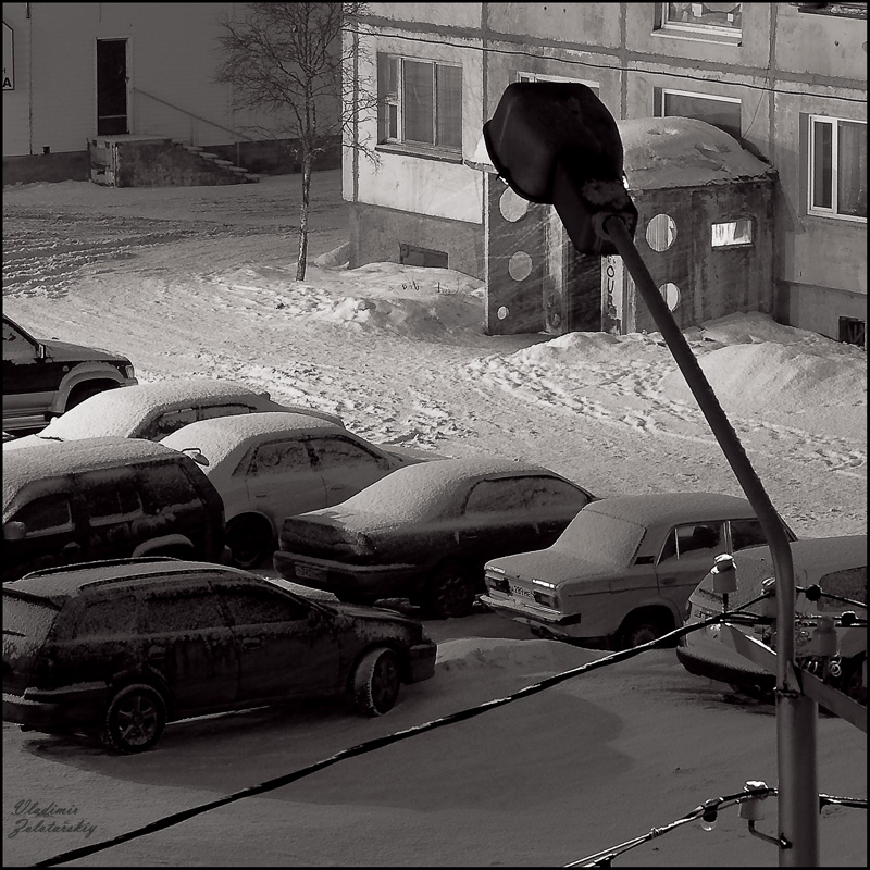 Спят усталые игрушки...