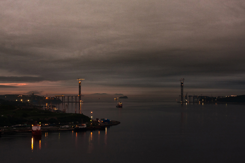 Мост на о.Русский