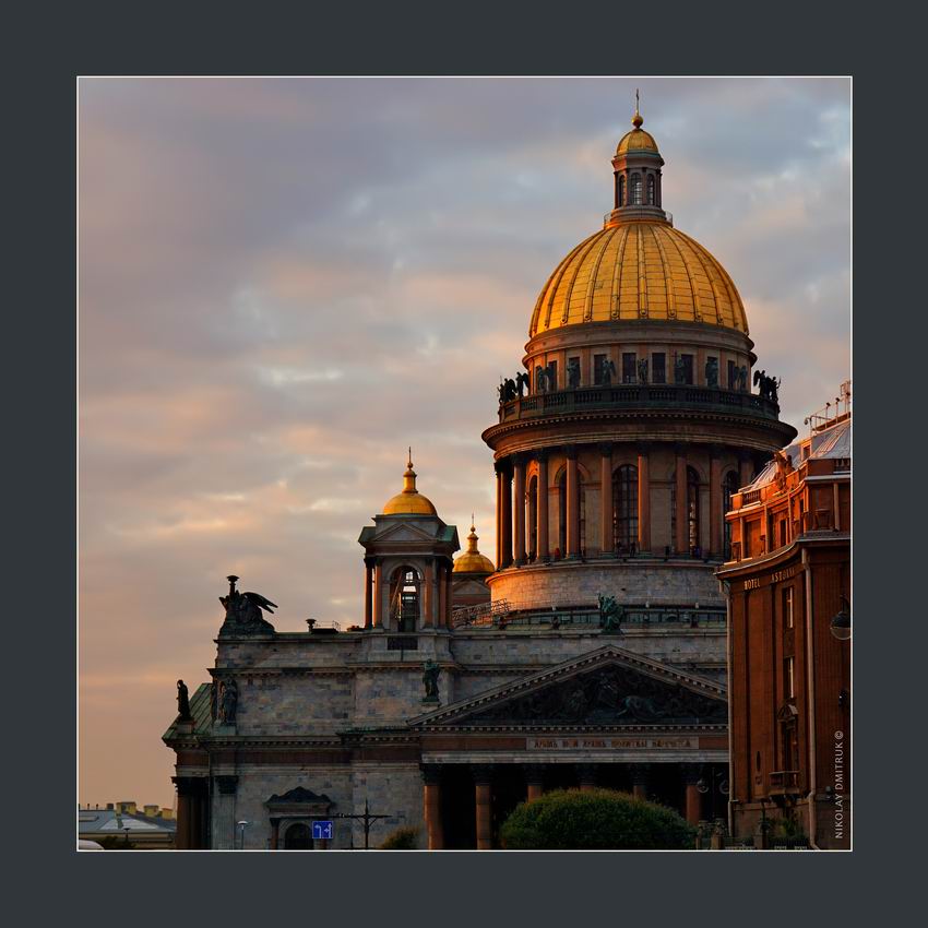 Исаакиевский собор. вечер.