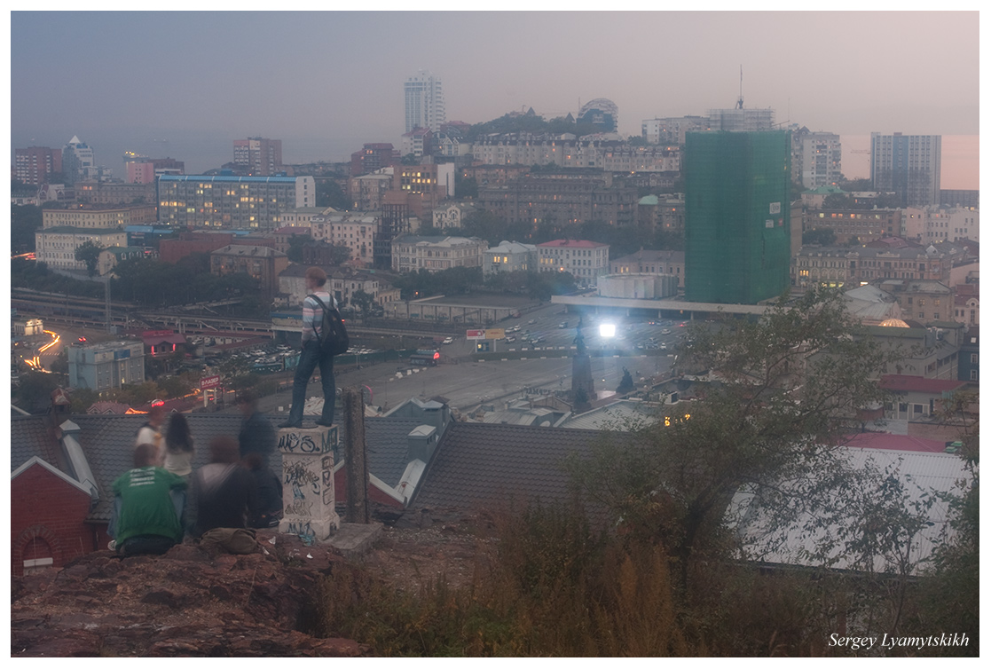 Тихий осенний вечер