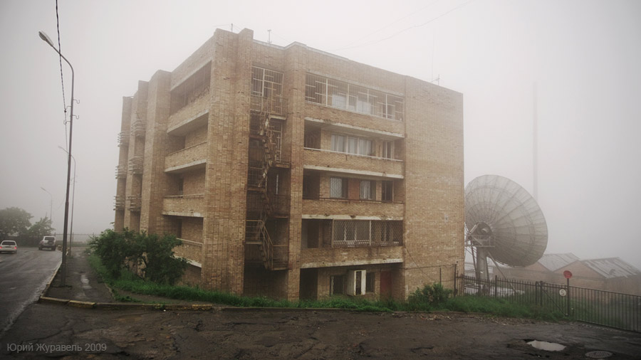 Из серии "Закоулки Владивостока"