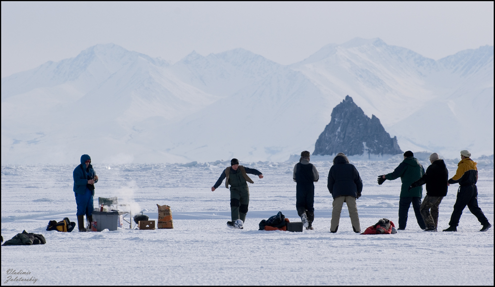 "Футбольно-ледовое обозрение"