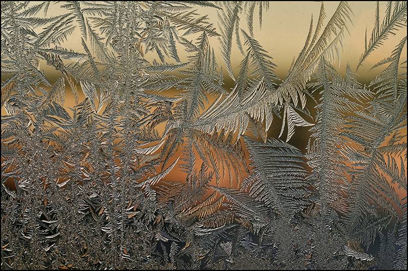 Хрупкое напыление...