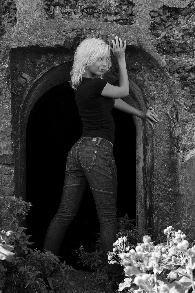 Расхитительница граб ниц ...