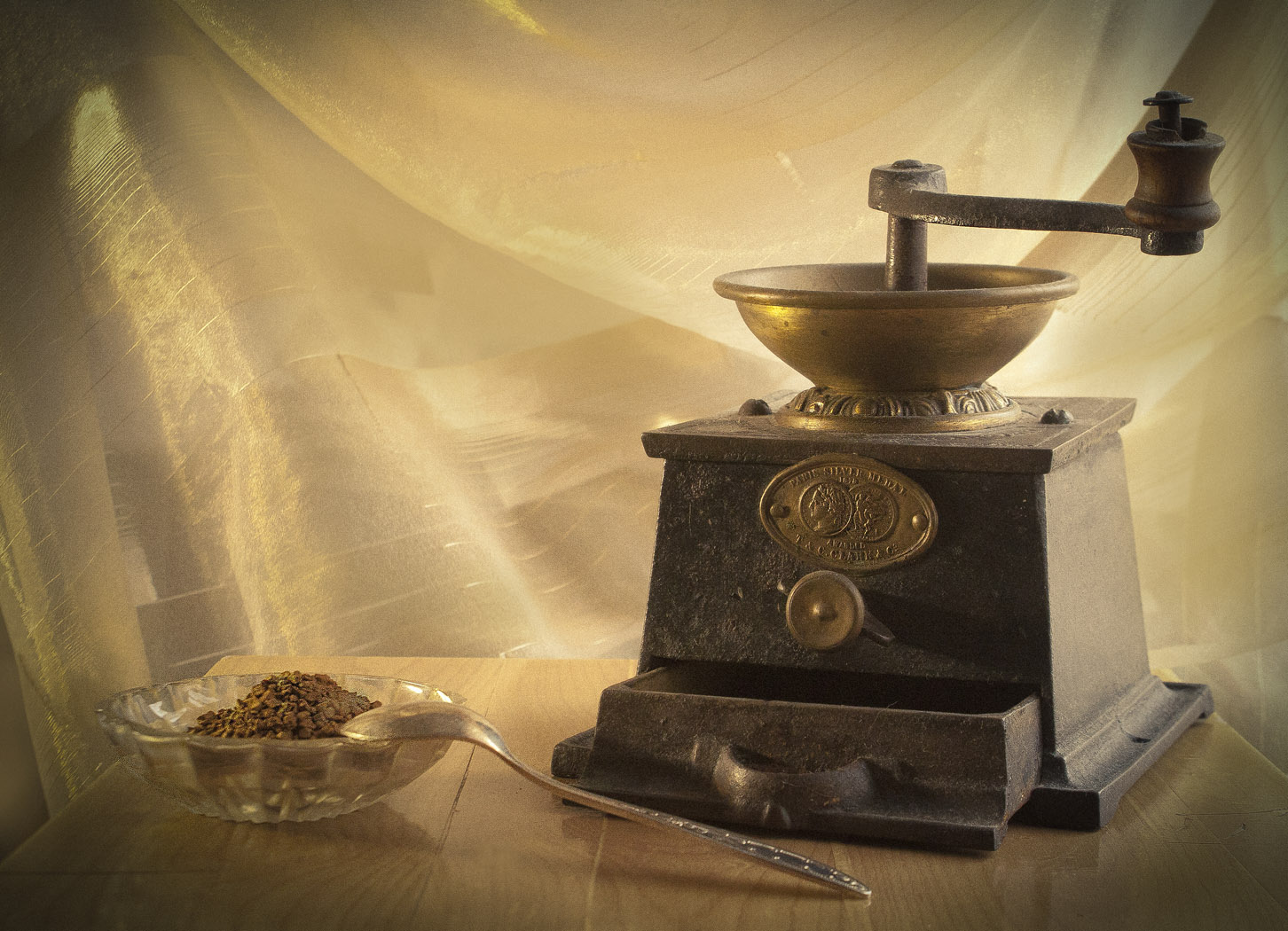 кофемолка...