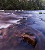 бежит вода...