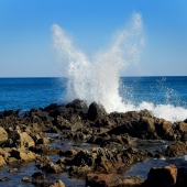 Разбавить синеньким :)