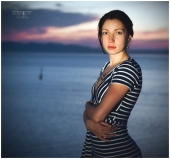 портрет с закатом на море