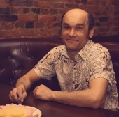 И кто же это портит колбасу?!