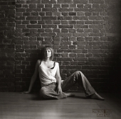 еще есть чёрно-белый Кот